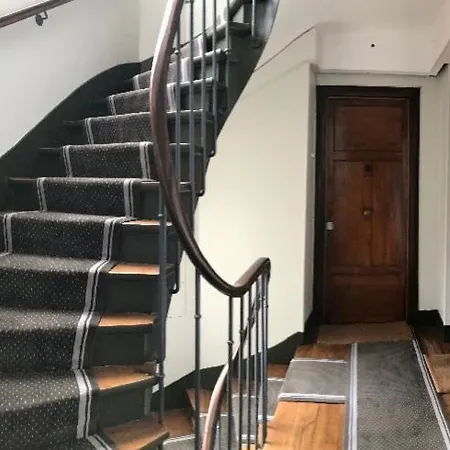 Apartament De Charme F2, Porte St Cloud